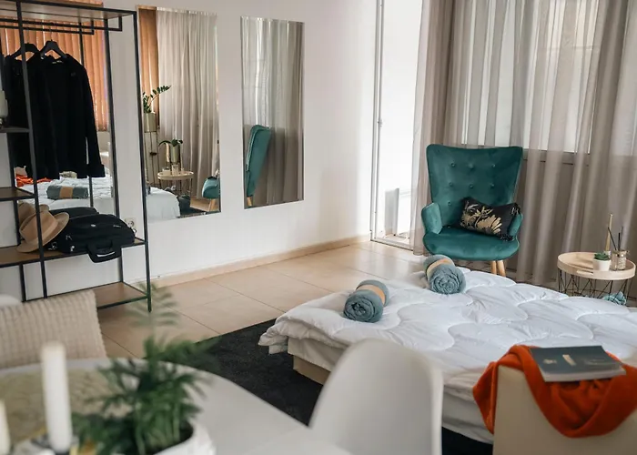 стилен и уютен в центъра * Varna