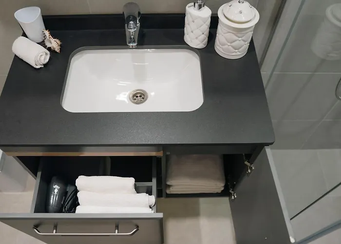 стилен и уютен в центъра Apartment Varna