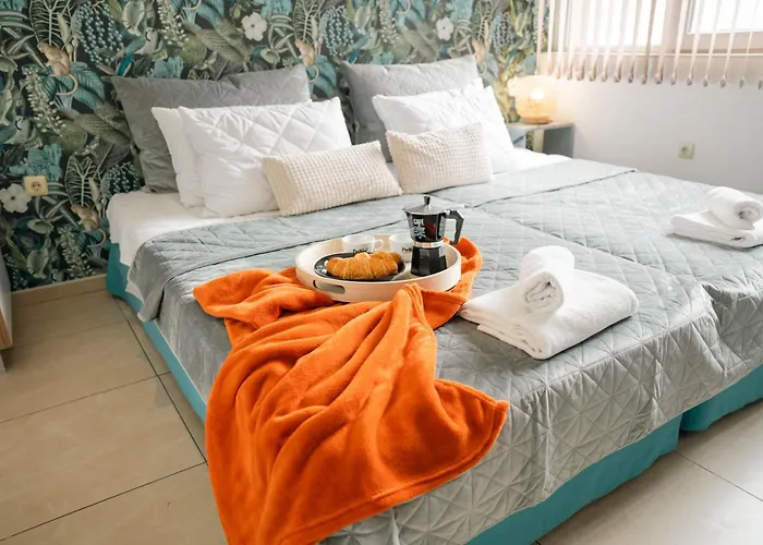 стилен и уютен в центъра Apartment *