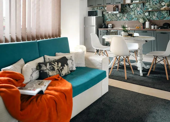 стилен и уютен в центъра Apartment Varna